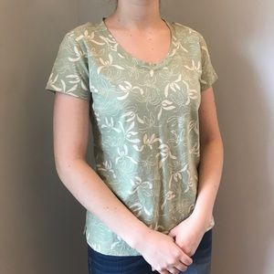 UNIQLO Green Patterned Tee XS